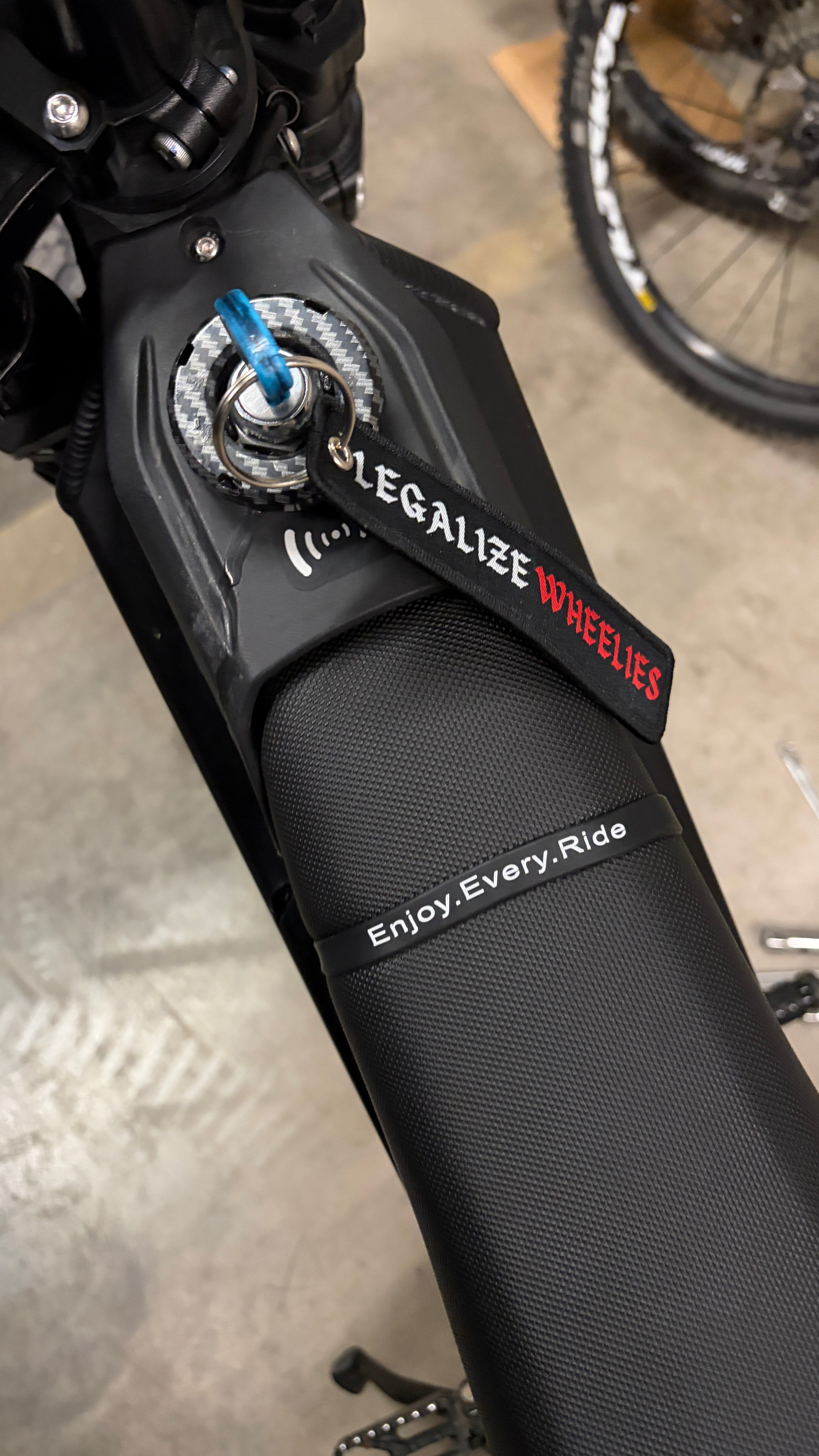 HighVolt wristband for seat