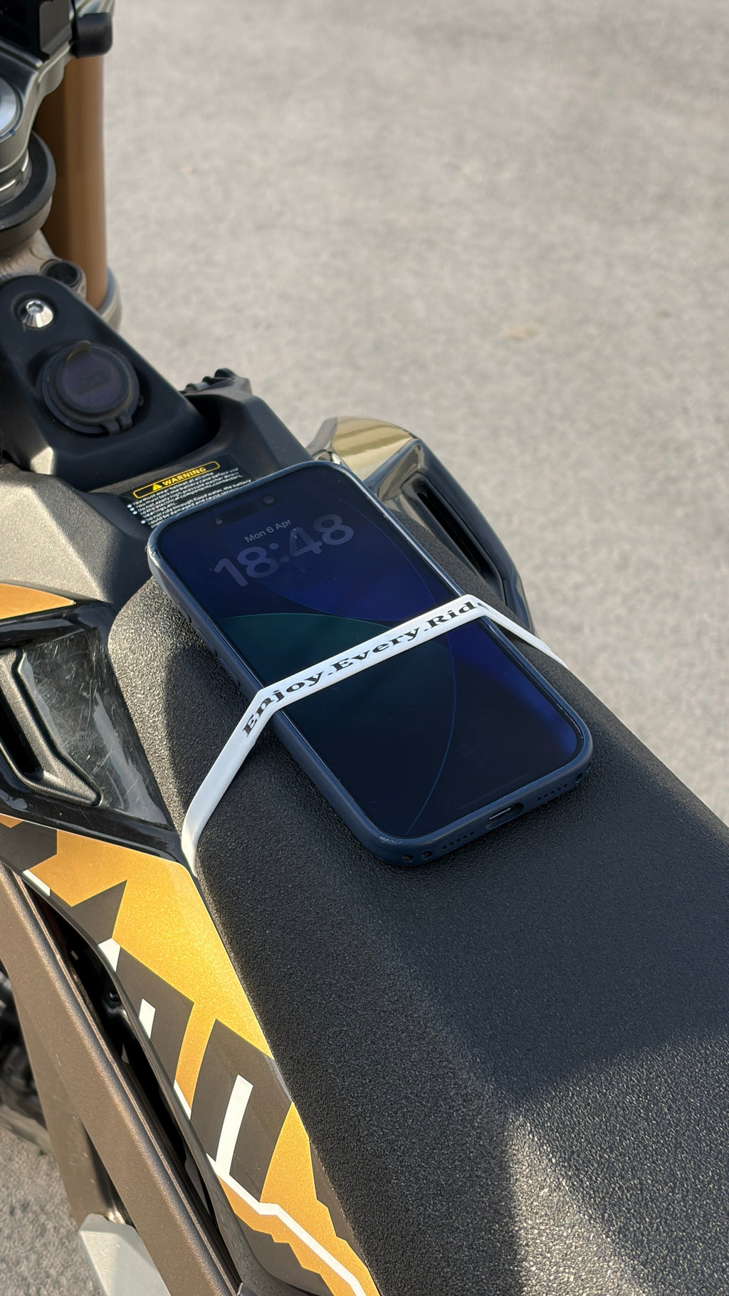 HighVolt wristband for seat